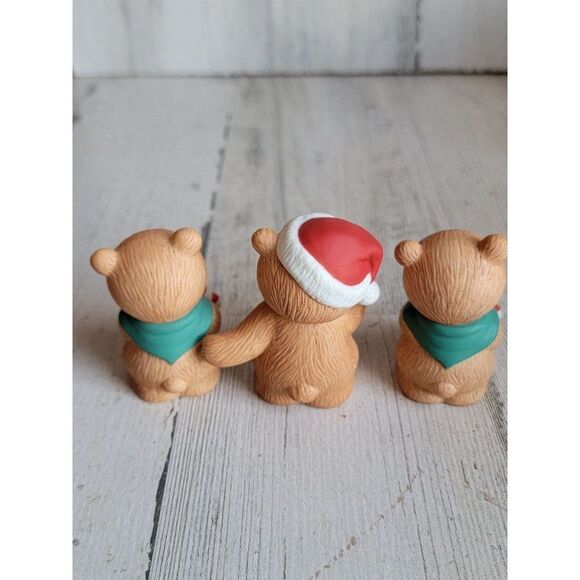 Avon 1990 mini ceramic teddy bear family Christmas candy cane figure set - Picture 5 of 7